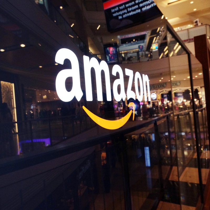 Amazon logo Amazon logo