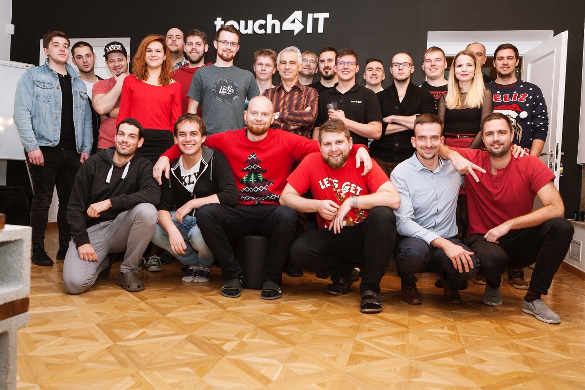team building touch4it christmas party